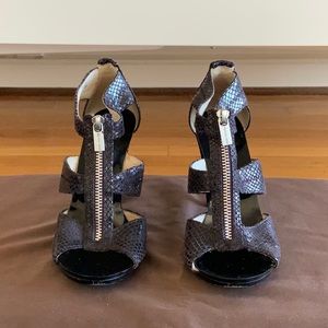 Zipper sandal high heel